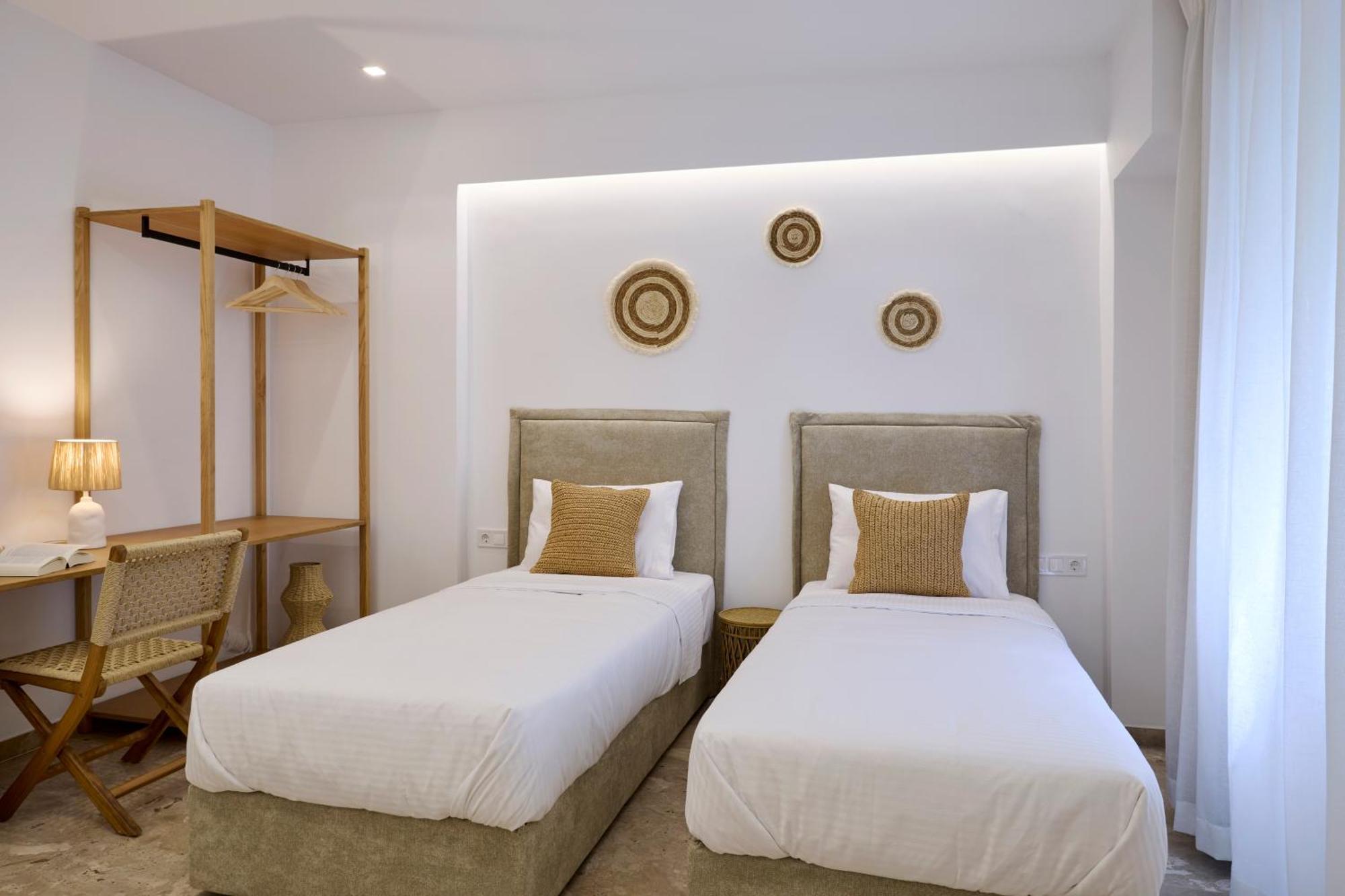Deluxe Twin Room,1575871565:JPEG